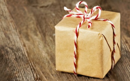 Những điều cần lưu ý khi tặng quà cho người khác